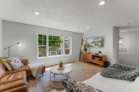 1736 3rd Street NE Minneapolis MN 55413
