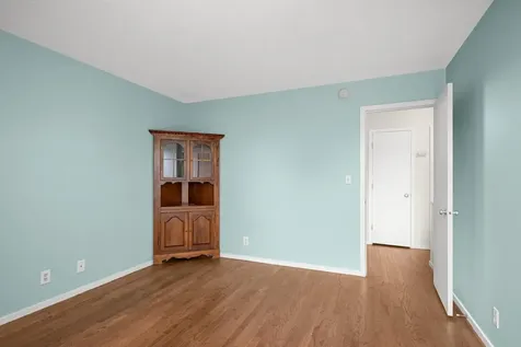 6373 Barrie Road Edina MN 55435