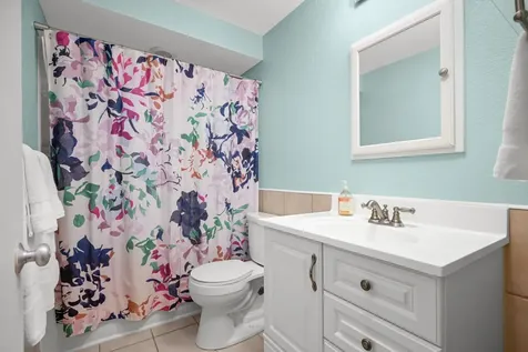 6373 Barrie Road Edina MN 55435