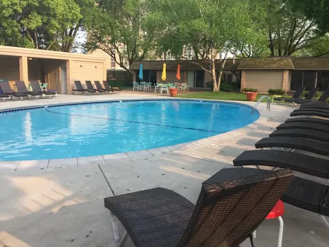 6373 Barrie Road Edina MN 55435