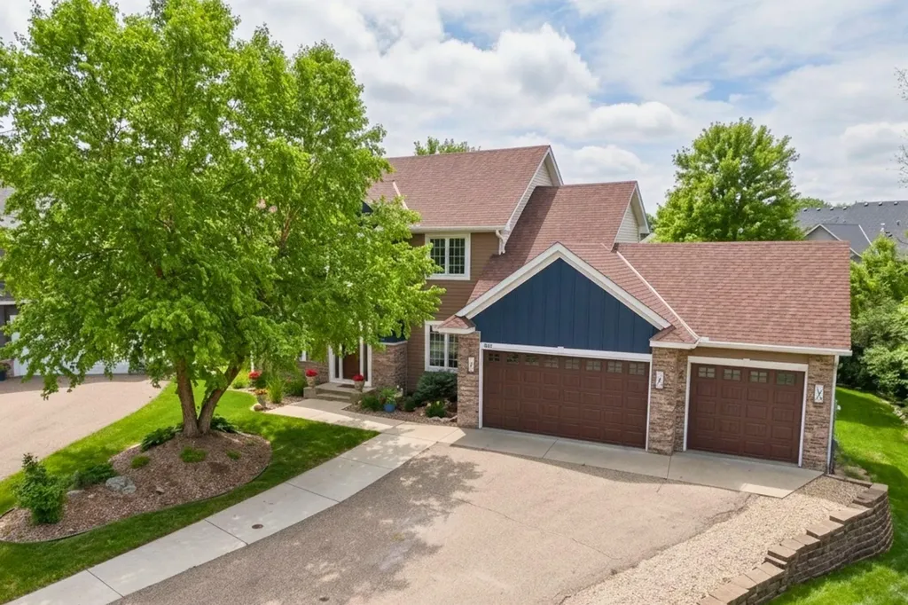 606 Doherty Avenue SE New Prague MN 56071