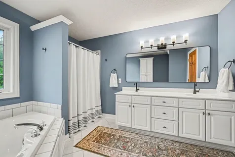 606 Doherty Avenue SE New Prague MN 56071