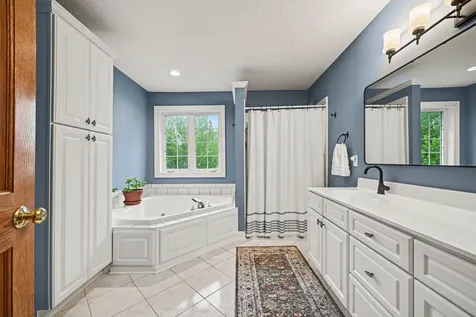 606 Doherty Avenue SE New Prague MN 56071