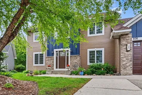 606 Doherty Avenue SE New Prague MN 56071