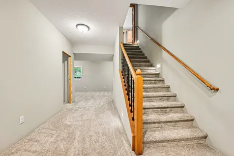 606 Doherty Avenue SE New Prague MN 56071