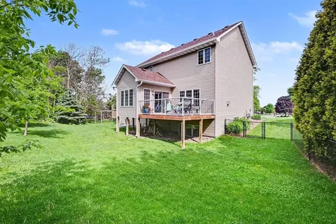 606 Doherty Avenue SE New Prague MN 56071