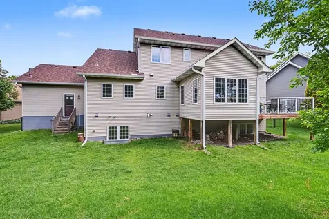 606 Doherty Avenue SE New Prague MN 56071