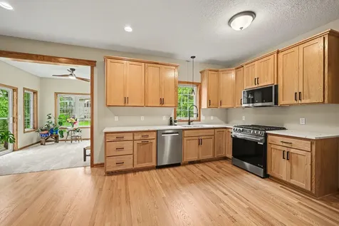 606 Doherty Avenue SE New Prague MN 56071