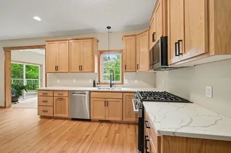 606 Doherty Avenue SE New Prague MN 56071
