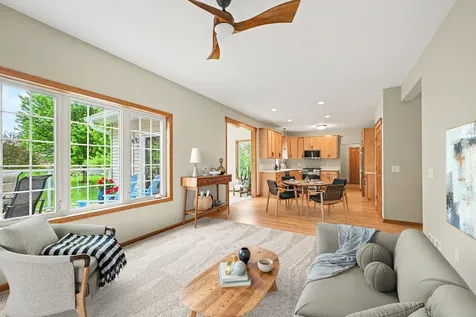 606 Doherty Avenue SE New Prague MN 56071