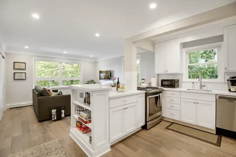 4214 Queen Avenue S Minneapolis MN 55410