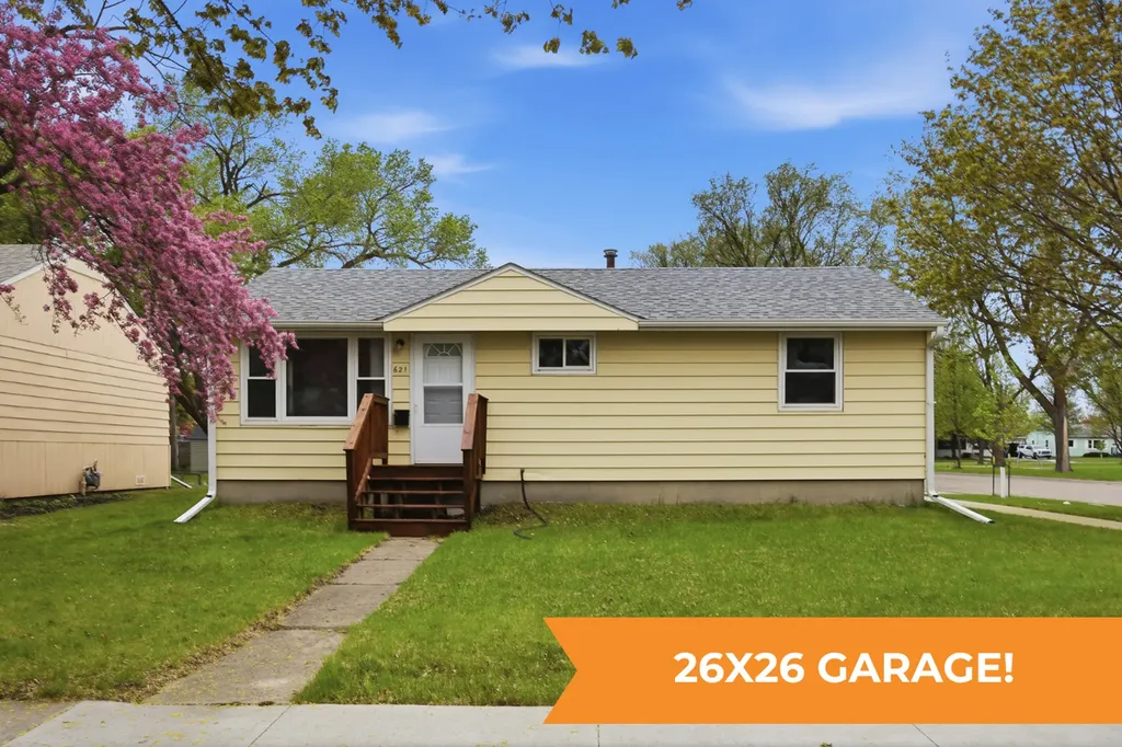 621 19th Street N Moorhead MN 56560