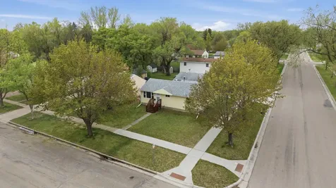 621 19th Street N Moorhead MN 56560