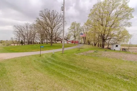 28186 Little Floyd Lake Road Detroit Lakes MN 56501