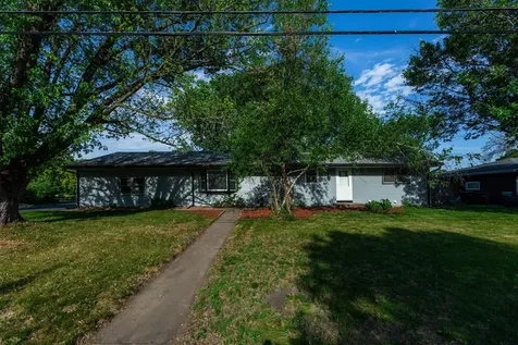 6631 Jackson Street NE Fridley MN 55432