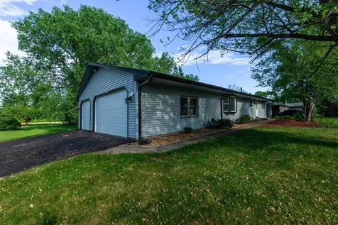 6631 Jackson Street NE Fridley MN 55432