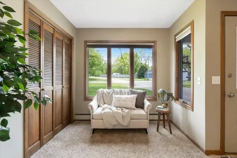 605 Chinook Avenue SW Avon MN 56310