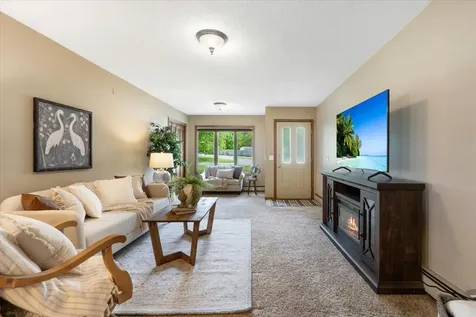 605 Chinook Avenue SW Avon MN 56310