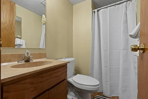 5189 Beachside Drive Hopkins MN 55343