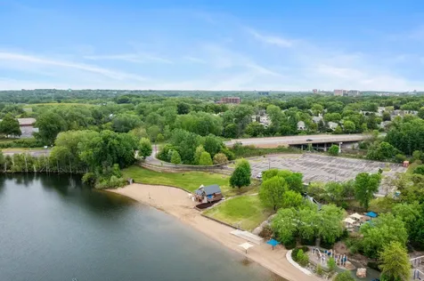 5189 Beachside Drive Hopkins MN 55343