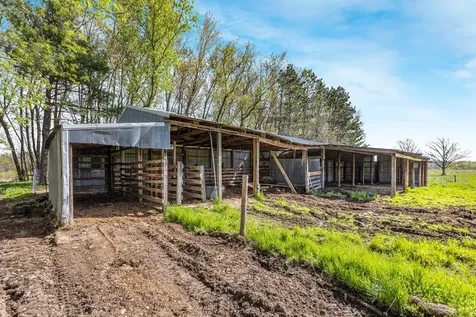 34672 125th Avenue Onamia MN 56359