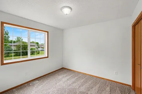 7385 385th Street North Branch MN 55056