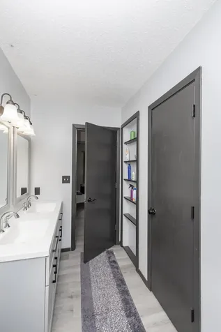 2321 Country Club Parkway Moorhead MN 56560
