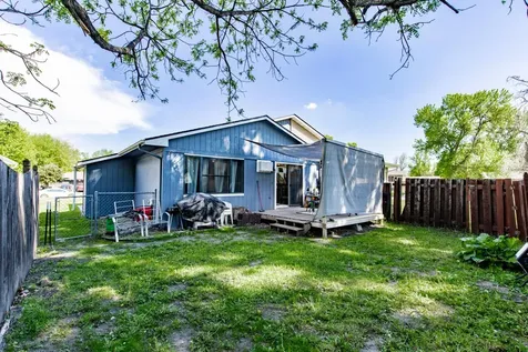 2321 Country Club Parkway Moorhead MN 56560