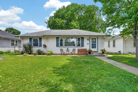 5252 Xerxes Avenue N Minneapolis MN 55430