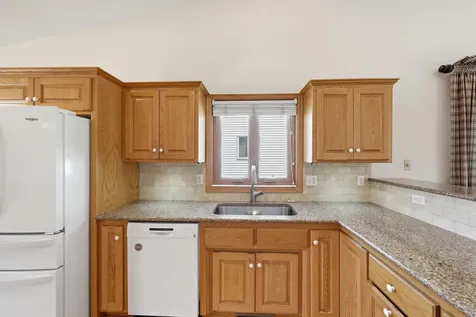 1668 Mackubin Street Saint Paul MN 55117