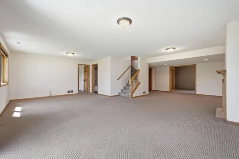 1668 Mackubin Street Saint Paul MN 55117
