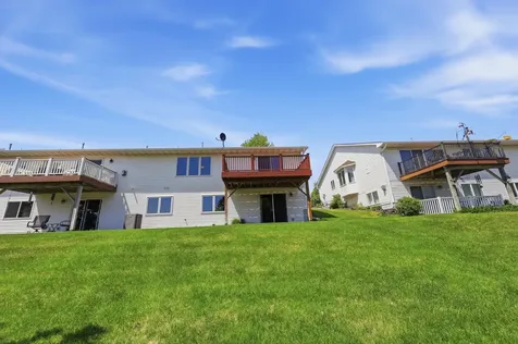 1668 Mackubin Street Saint Paul MN 55117
