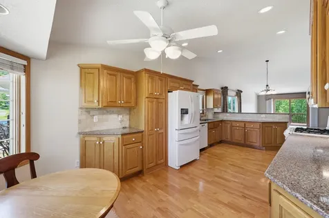 1668 Mackubin Street Saint Paul MN 55117