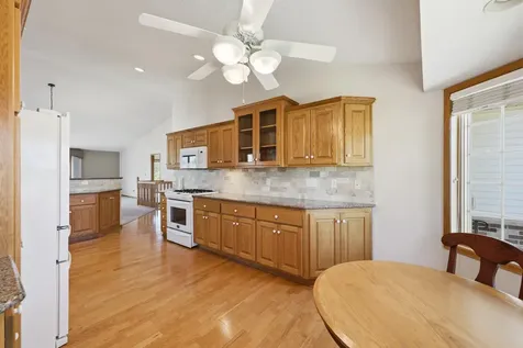 1668 Mackubin Street Saint Paul MN 55117