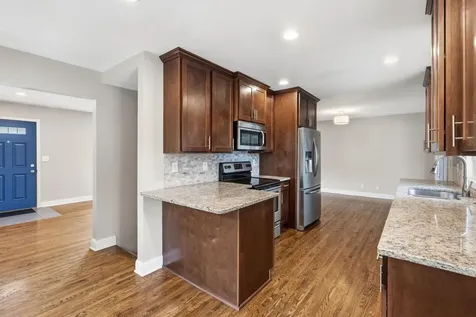 12 W 104th Street Bloomington MN 55420