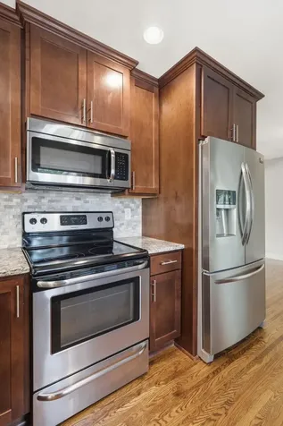 12 W 104th Street Bloomington MN 55420