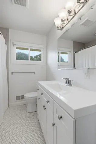 12 W 104th Street Bloomington MN 55420