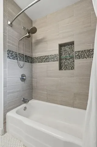 12 W 104th Street Bloomington MN 55420
