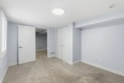 12 W 104th Street Bloomington MN 55420