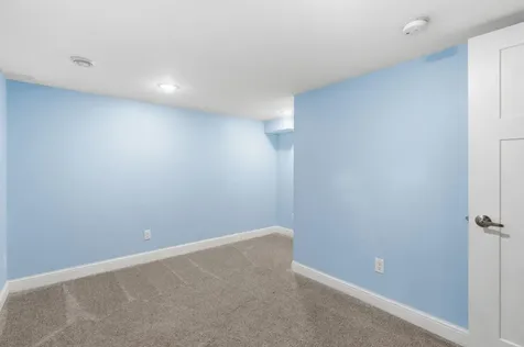 12 W 104th Street Bloomington MN 55420