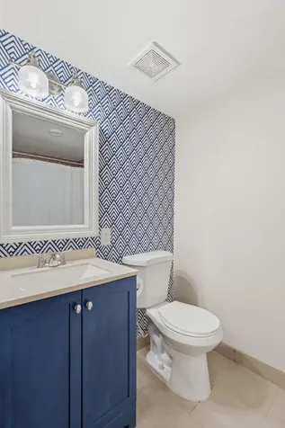 12 W 104th Street Bloomington MN 55420