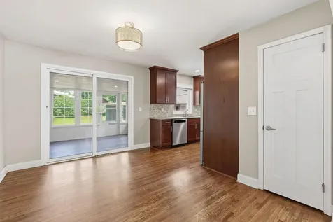 12 W 104th Street Bloomington MN 55420