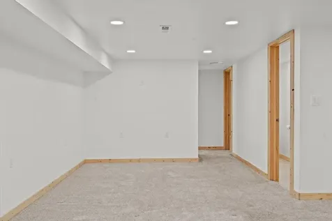 248 Wegener Drive Breckenridge MN 56520