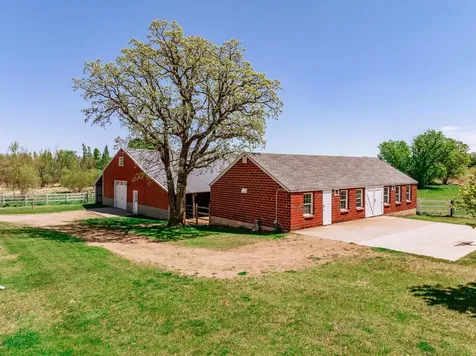 5976 County Road 141 Saint Augusta MN 56301