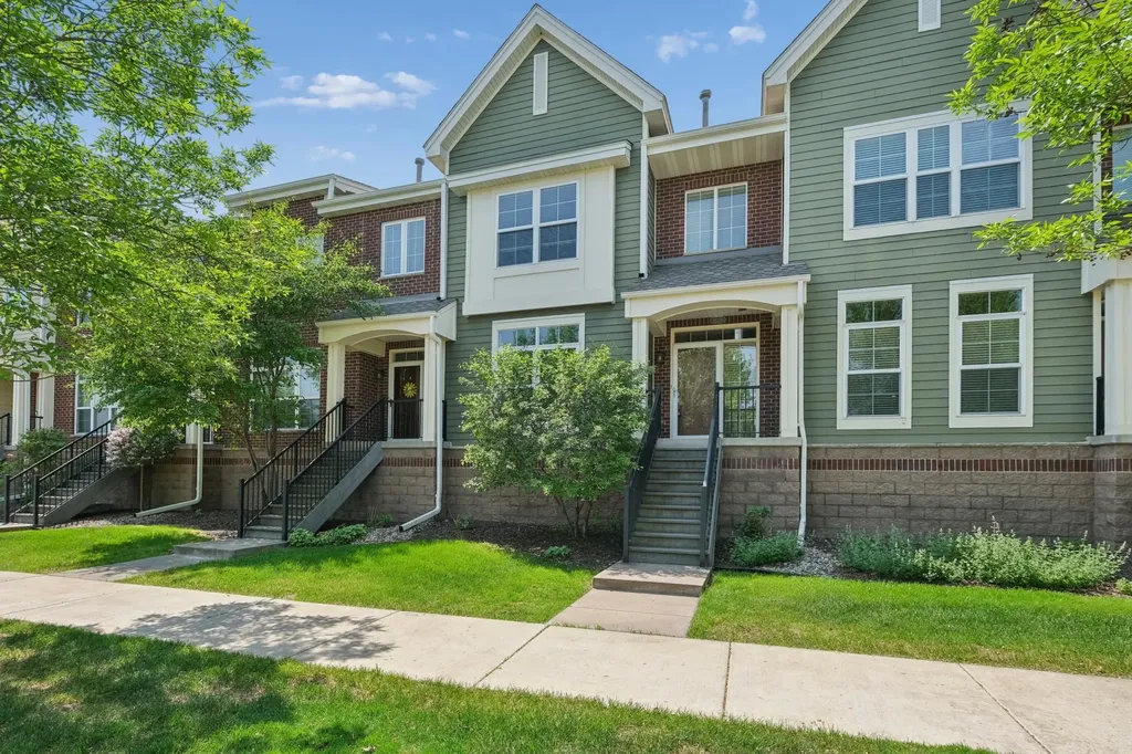 12219 82nd Avenue N Maple Grove MN 55369