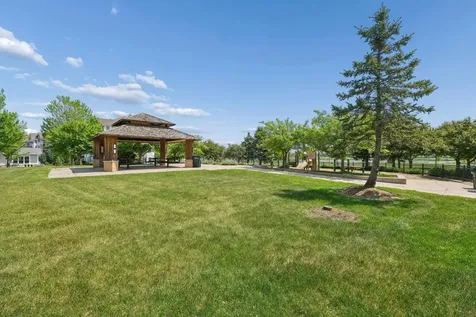12219 82nd Avenue N Maple Grove MN 55369