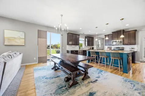 1088 Rosemary Court Chaska MN 55318