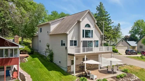 13530 Norelius Lane Lindstrom MN 55045