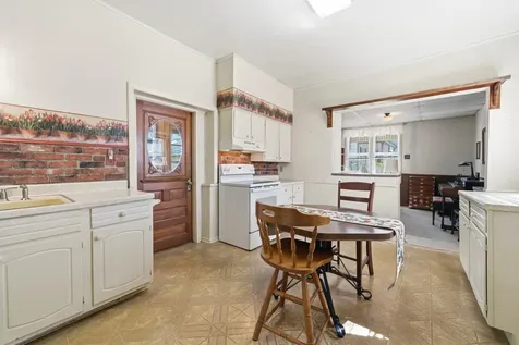 424 6th Avenue W Alexandria MN 56308