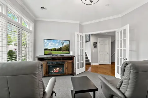 337 Willoughby Way W Minnetonka MN 55305